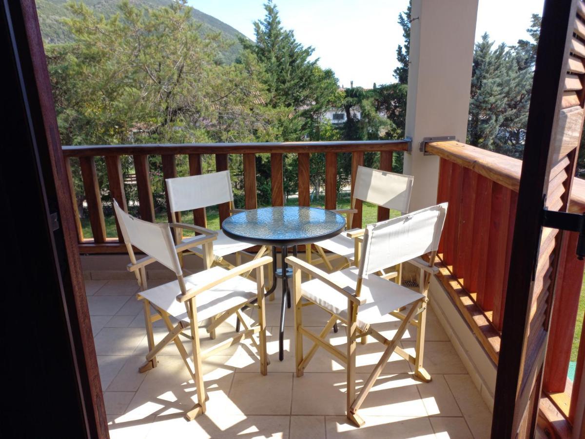 Villa Platanos à Vasilikí Extérieur photo