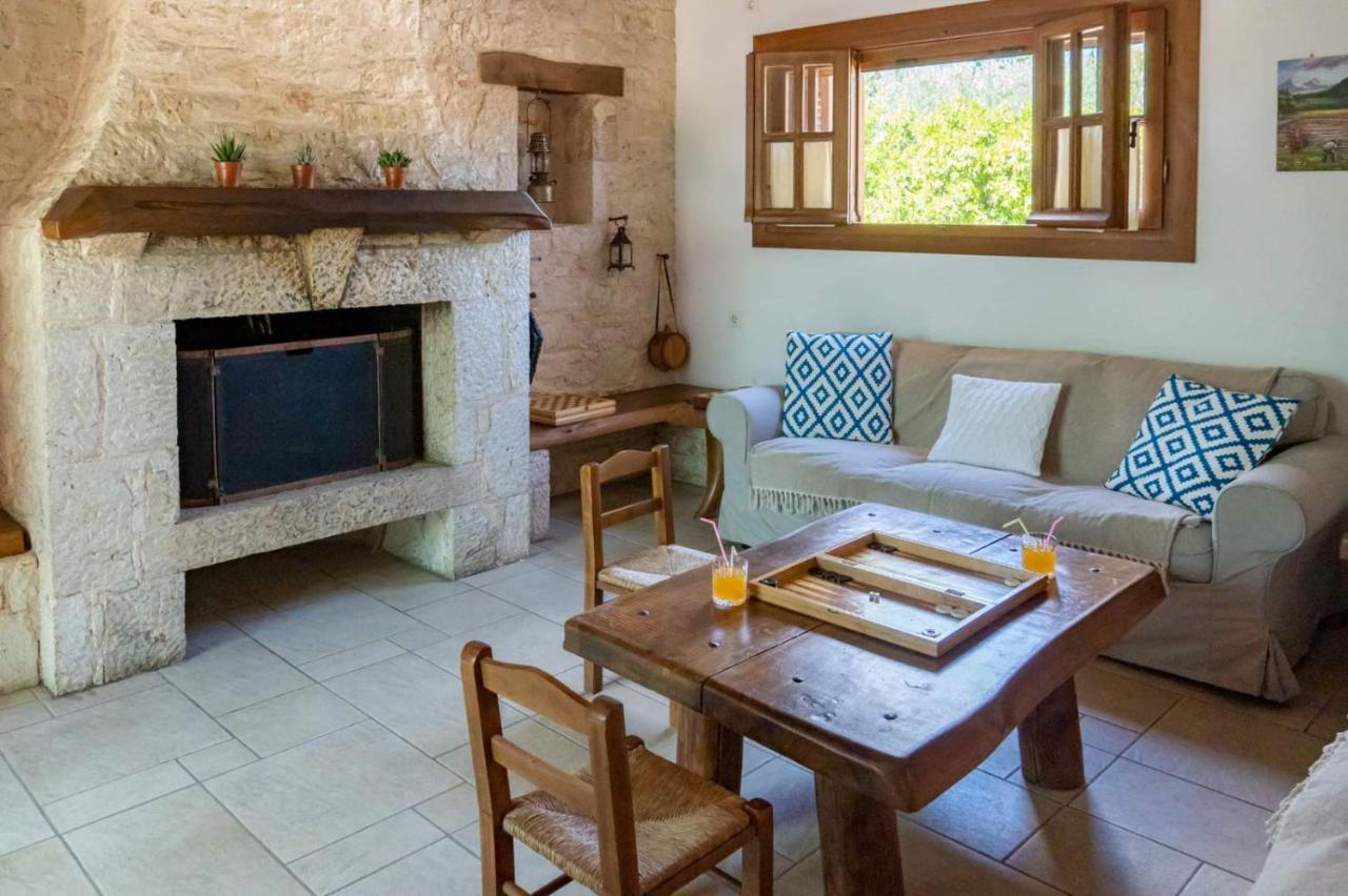 Villa Platanos à Vasilikí Extérieur photo