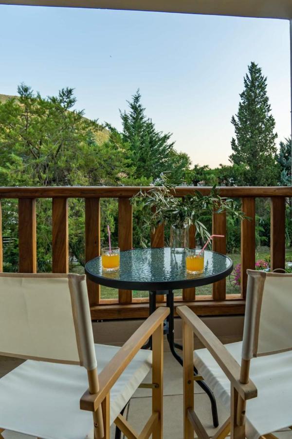 Villa Platanos à Vasilikí Extérieur photo